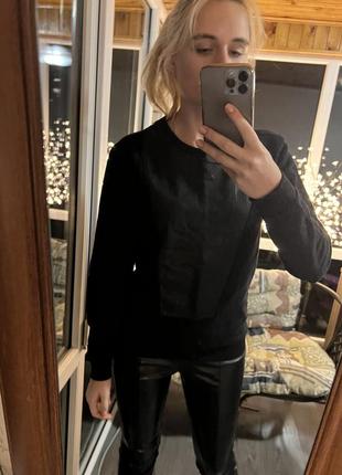 Черный свитшот