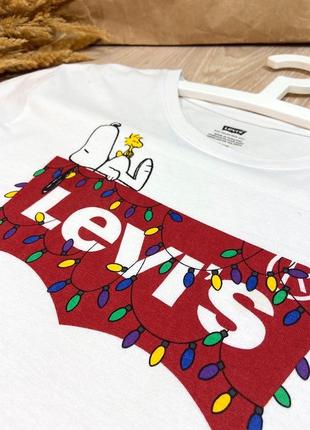 Футболка від levi's, оригінал🎄