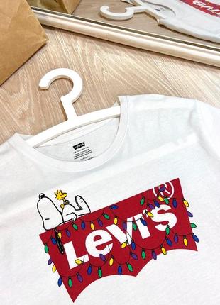 Футболка от levi’s, оригинал🎄4 фото