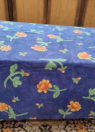 Красивая натуральная скатерть 213*140