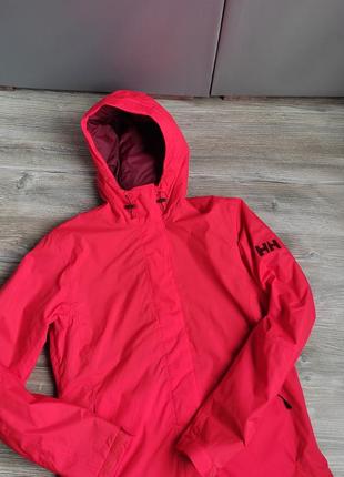 Женская утепленная куртка helly hansen women's loke isa jacket red primaloft3 фото