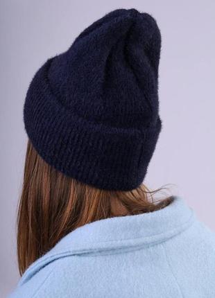 Тепла пухнаста шапка з ангори темно синя2 фото