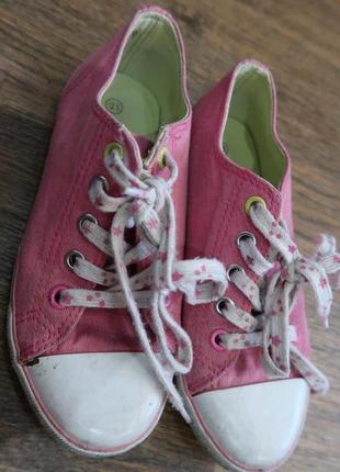 Текстильные розовые кеды