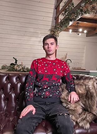 Новогодний мужской свитер