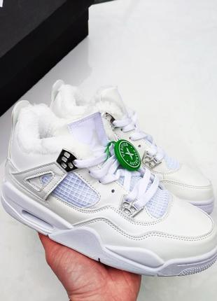 Зимові жіночі кросівки nike air jordan 4 white білі❄️