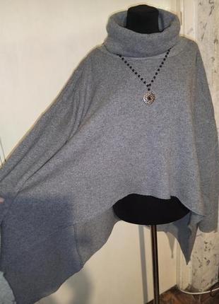 Вовняний 28%,асиметричний светр-туніка с подовженою спинкою і шийкою,milano moda італія