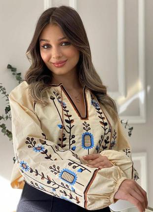 Стильная блуза вышиванка с объемными рукавами кофта вышиванка1 фото