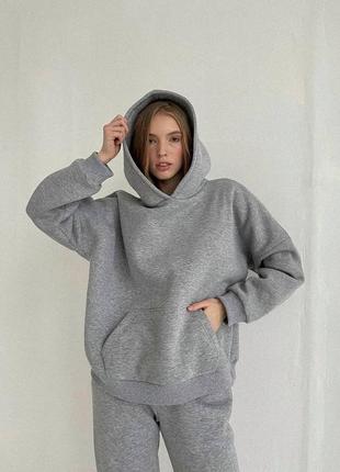 Трендовий спортивний костюм oversize