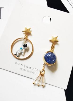 Крутые серьги гвоздики космонавт космос наса звезда