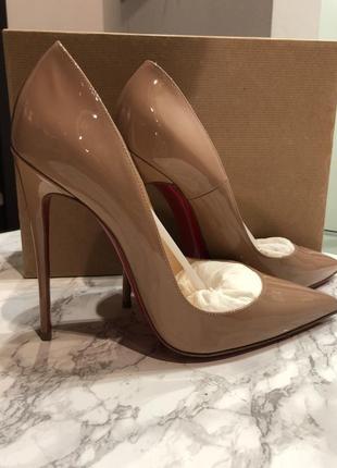 Туфли louboutin soизн.nude.оригинал.5 фото