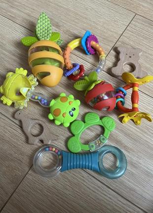 Набор грызунков и погремушек