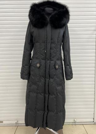 Женское зимнее приталенное пальто decently1 фото