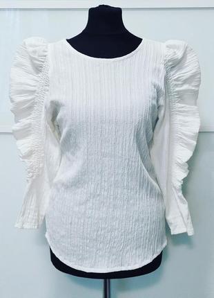Интересная крутая классная оригинальная эластичная блузка блуза жета ткань жатка пышные рукава крылья