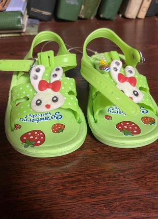 Дитячі босоніжки/зайки