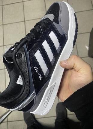 Кроссовки adidas2 фото