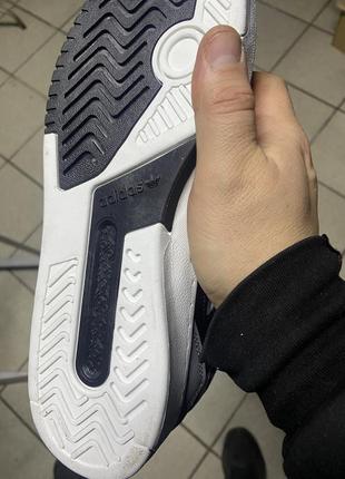 Кроссовки adidas7 фото