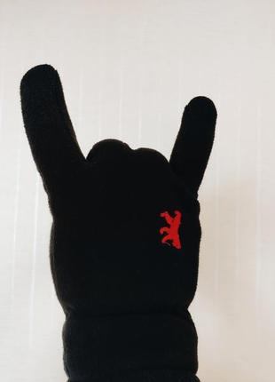 Ооочень теплые сувенирные перчатки из берлина1 фото