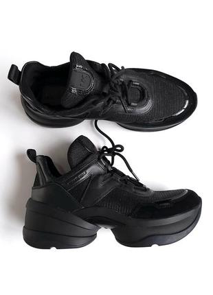 Кроссовки сникерсы черного цвета michael kors