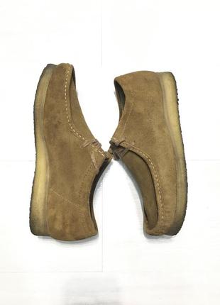 Premium шкіряні чоловічі замшеві туфлі снікерси напівчеревики clark’s original wallabee boot4 фото