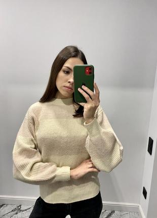 Ніжний оверсайз светр h&m