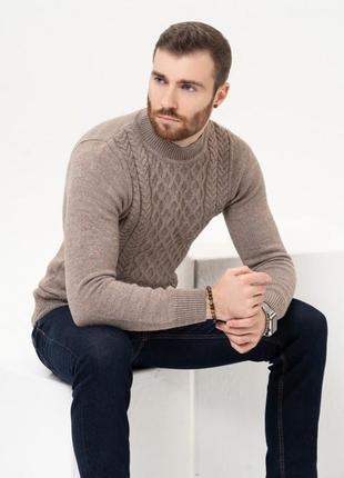 Коричневый шерстяной свитер с объемными узорами