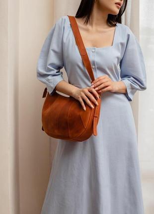 Жіноча шкіряна сумка через плече круассан з натуральної шкіри світло-коричнева7 фото