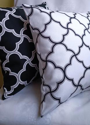Декоративная наволочка 40*40 см черно белая с узорами марокко  для декора