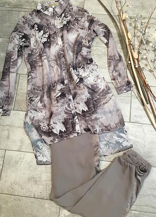 Удлиненная рубашка с разрезами по бокам