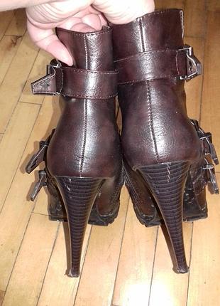Очень крутые ботинки 4