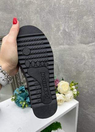 Женские угги стразы черные зимние жэнкие черные угги со стразами на меха зимние замш