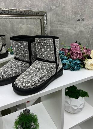 Женские угги стразы черные зимние жэнкие черные угги со стразами на меха зимние замш