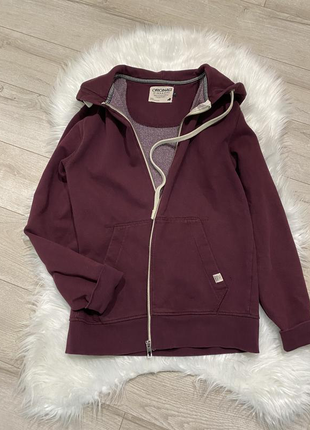 #унікальні речі#кофта вітровка метіна худі