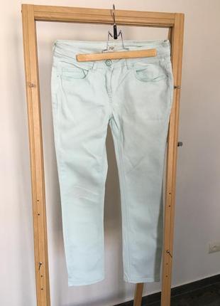 Джинсы