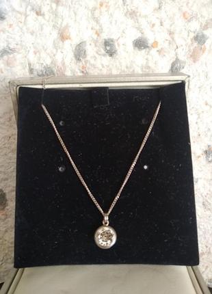 Срібне кольє в оправі безель з кулоном підвіскою кристал