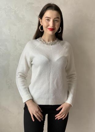 Милая кофточка