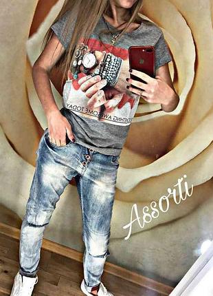 Футболка с принтом