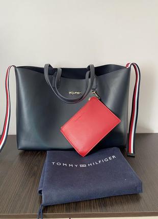 Сумка iconic tommy tote
