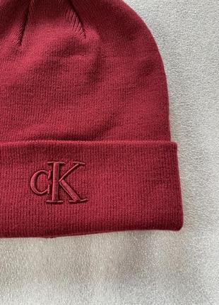Новая зимняя шапка calvin klein ( ck red hat ) с америки3 фото