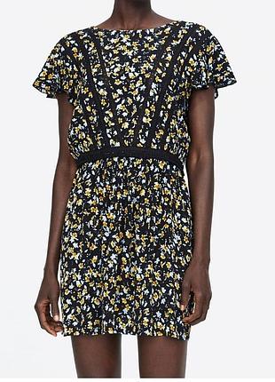 Платье в цветочный принт zara, размер m