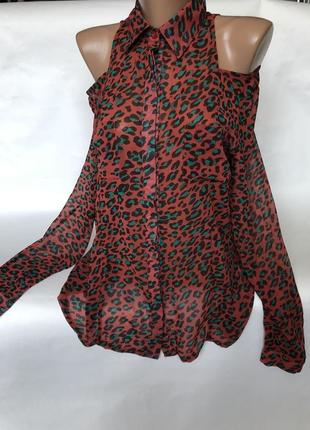 Красива блуза