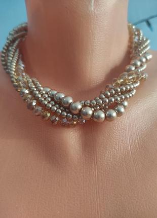 Кольє з бус