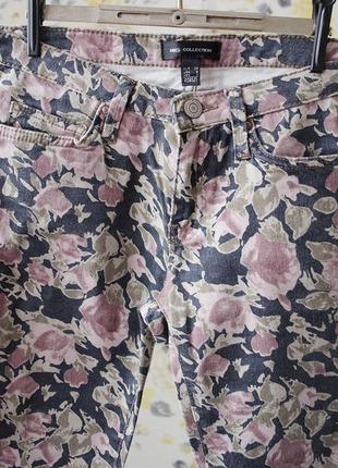 Джинсовые брюки mango с цветами3 фото