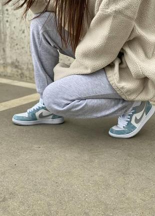 Женские кроссовки nike air jordan retro 1  женские кроссовки найк