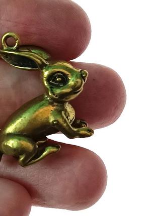 Кролик амулет латунный 3 см золотистый (c4826)2 фото
