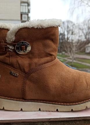 Якісні зимові черевики s.oliver 38 разм