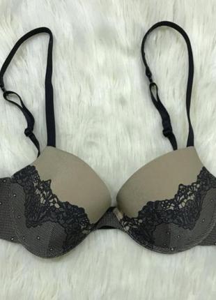 Безшовний бюстгальтер