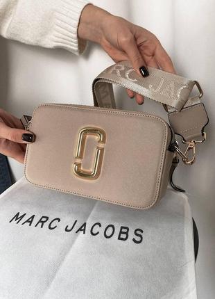 Женская маленькая сумка через плечо в стиле marc jacobs snapshot gold logo эко кожа 21х12,5х7 см сумка женская