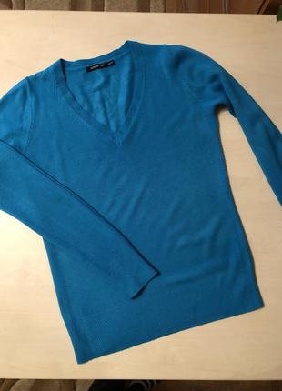 Светер жіночий