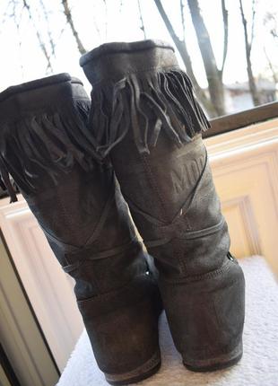 Шкіряні зимові чоботи валенки сноутси уги moon boot р. 416 фото