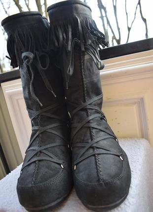 Шкіряні зимові чоботи валенки сноутси уги moon boot р. 417 фото